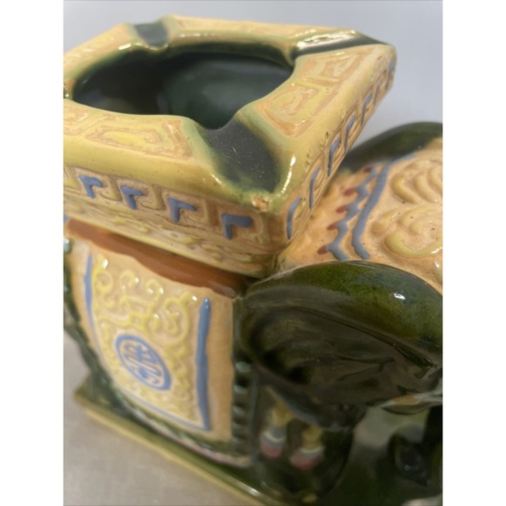 Mid Century Modern Chinoiserie‎ Ceramic Emerald Green Elephant Ashtray - Picture 7 of 7